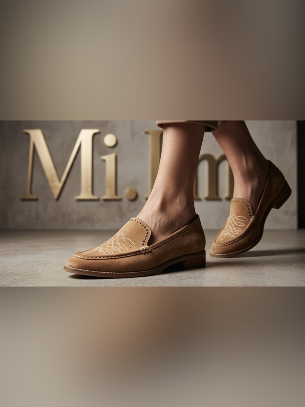 Authentic Mi. Im designer studded embroidery distressed leather loafers sz 7.5